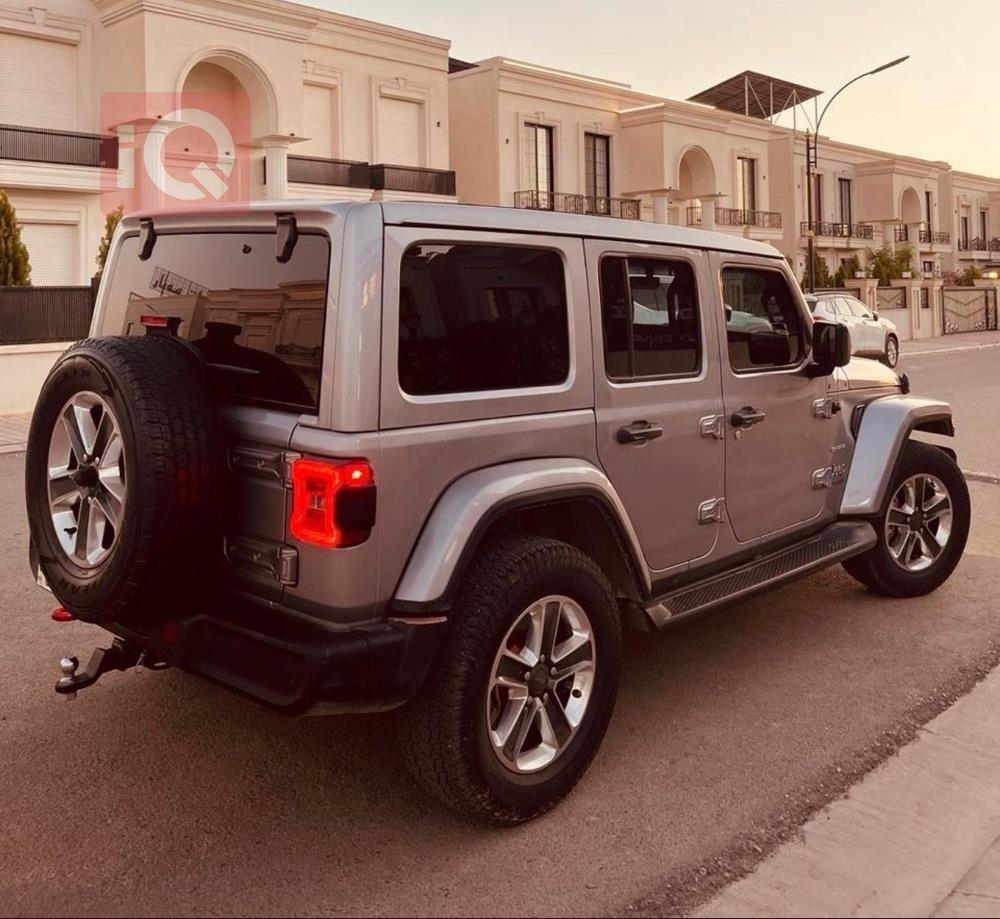 جیپ رانگلەر